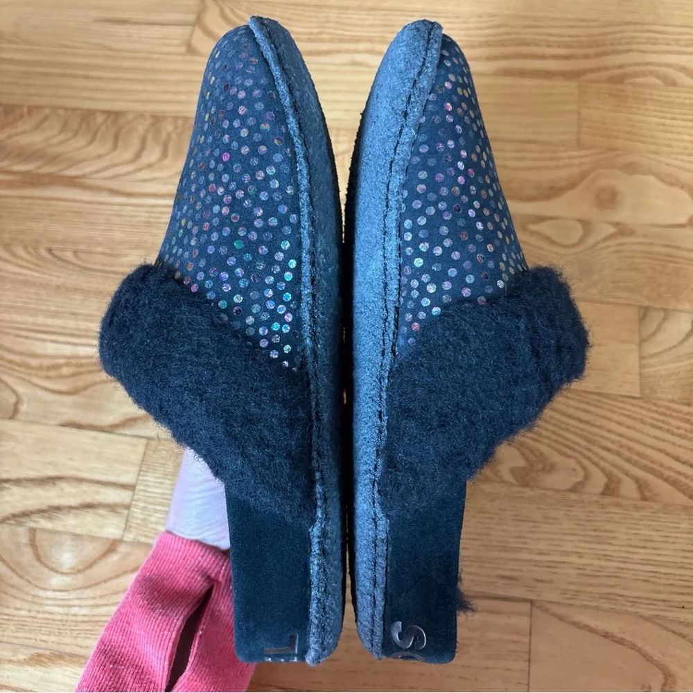 Sorel Nakiska II Slippers Slides Black Iridescent Faux Fur Youth Girls Size 5